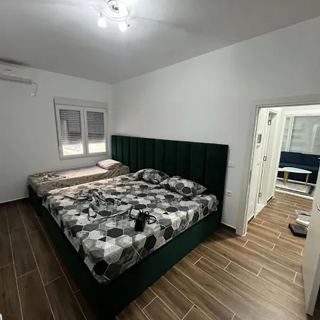 Djonis Apartment Shengjin Exterior photo