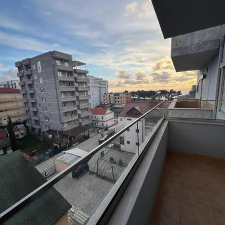 Djonis Apartment Shengjin Exterior photo